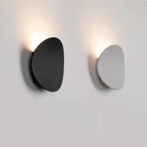 Modern Wall Lamp In Black Or White